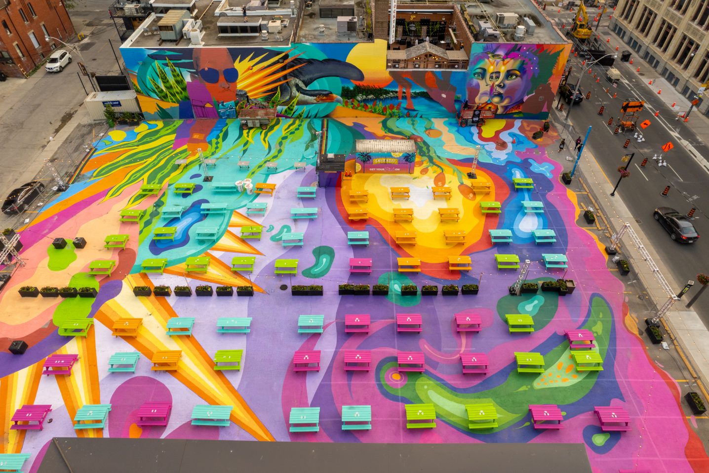 Rendezviews Mural